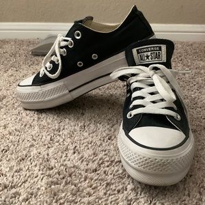 Converse Platform low top chuck taylors